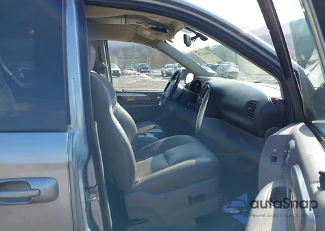 2005 Chrysler Town & Country Limited z USA, uszkodzony, nr VIN 2C8GP64L45R295083